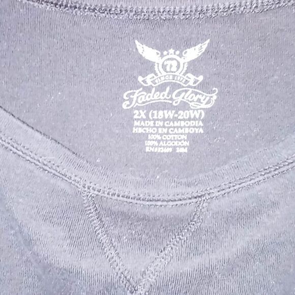 Long sleeve tee - Picture 2 of 4